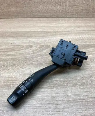 Hyundai Santa Fe Indicator stalk 202004727