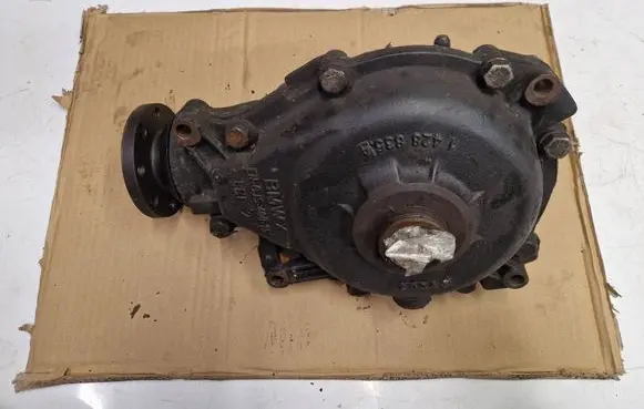 BMW X3 E83 Front differential 7523653