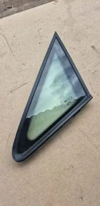 Opel Zafira A Front triangle window/glass DOT36AS2M129 43R007022