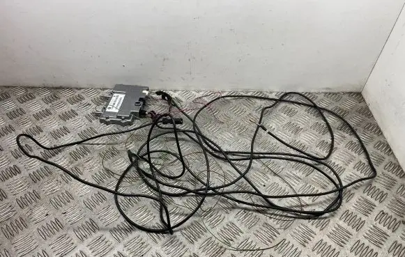BMW 7 F01 F02 F03 F04 Camera control unit module 9375055
