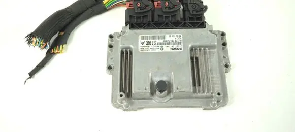 Peugeot 207 Engine control unit/module ECU 0261201863 9666235880