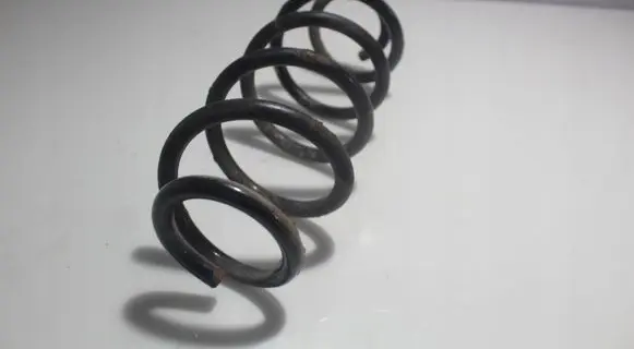 Suzuki SX4 Coil spring/strut mount 