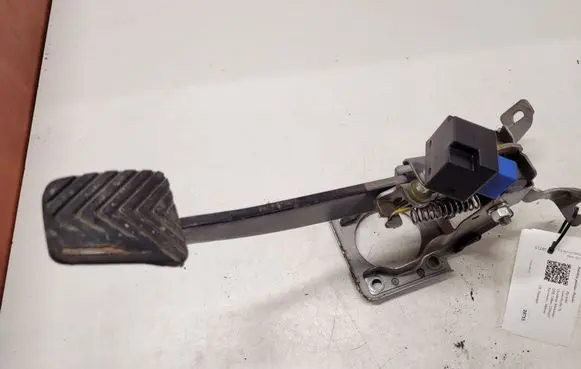 Hyundai Santa Fe Brake pedal