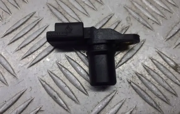 Renault Twingo II Crankshaft position sensor 8200033686