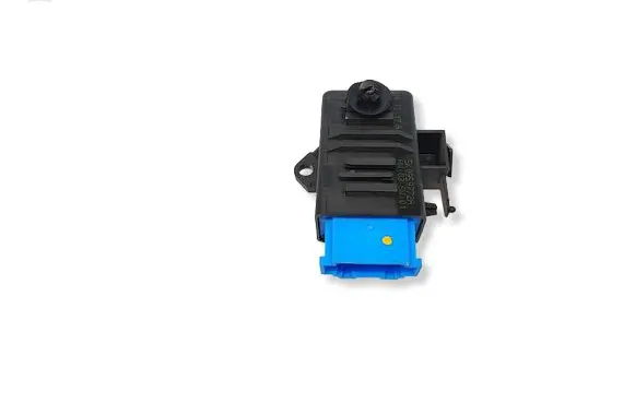 Volkswagen Transporter - Caravelle T6 Seat heating relay 5K0959772A