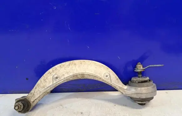 Front lower control arm/wishbone