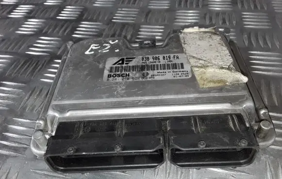 Ford Galaxy Engine control unit/module 038906019FA 0281010629 28SA5307