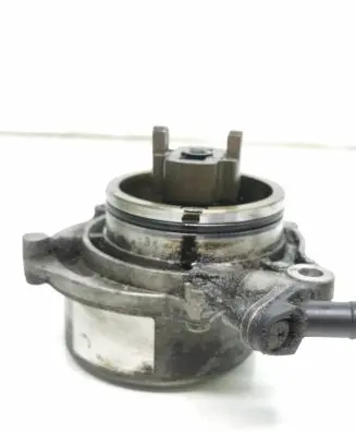 BMW 5 E60 E61 Vacuum pump 0408