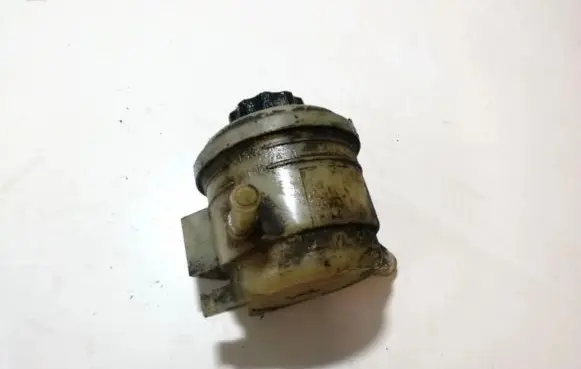 Hyundai Accent Power steering fluid tank/reservoir uysed