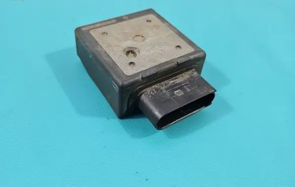 Volkswagen PASSAT B8 Central body control module 5Q0906121F IMPRK1571851