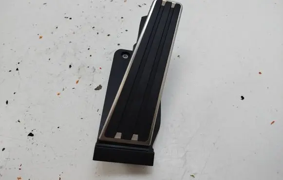 Porsche Panamera (971) Accelerator throttle pedal 298721507Q 74109010