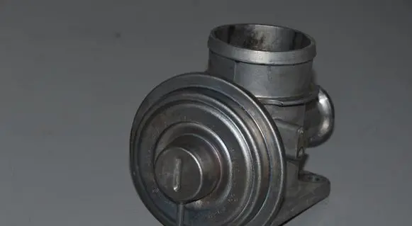 BMW 5 E39 EGR valve 7785452
