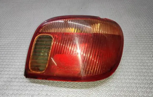Toyota Yaris Rear/tail lights