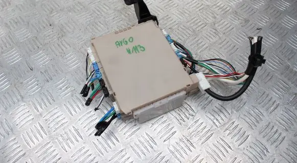Toyota Aygo AB40 Fuse box set 82730-0H030-A