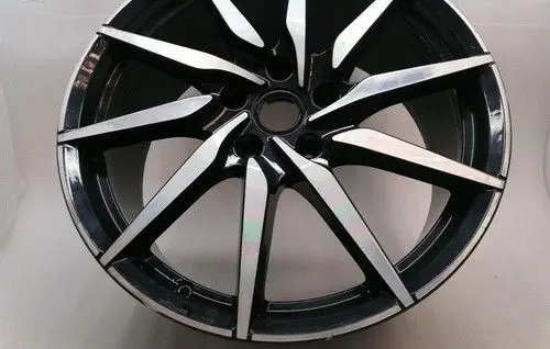 Aston Martin DB9 R20 alloy rim HY531007CA