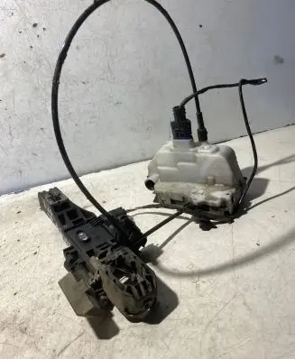 Renault Espace - Grand espace IV Front door lock 017973 1104070757P2