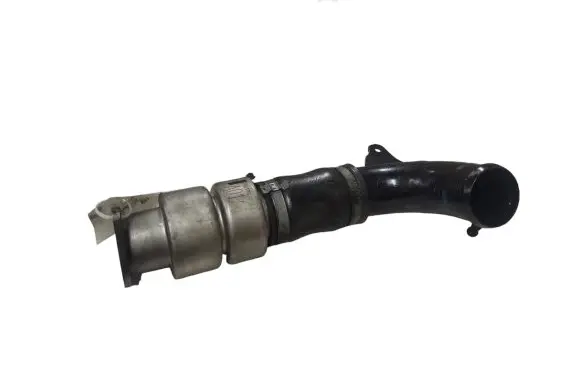 Volvo V40 Intercooler hose/pipe AV616C750AE