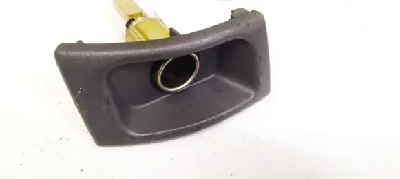 Toyota Previa (XR30, XR40) II Cigarette lighter 