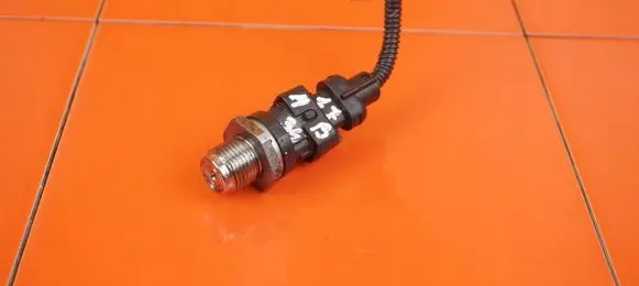 Opel Insignia A Fuel pressure sensor 0281002982 B20DTH