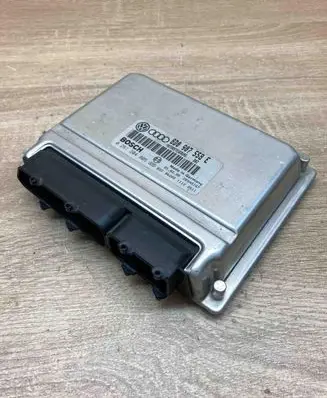 Audi A4 S4 B5 8D Engine control unit/module ECU 8D0907558E 0261204805 Used