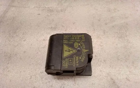 BMW 5 E60 E61 Headlight ballast module Xenon 5DD00831910