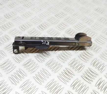 Audi Q7 4L Seat belt adjustment motor 8E0857833G