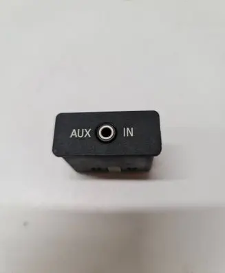 BMW 5 E60 E61 AUX in-socket connector 6986791