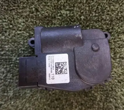 Tesla Model Y Air flap motor/actuator 150062700A