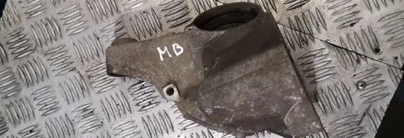 Mercedes-Benz C W204 Engine mounting bracket a6462230604