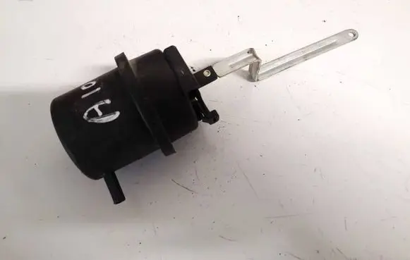 Jeep Cherokee Valve vacuum 