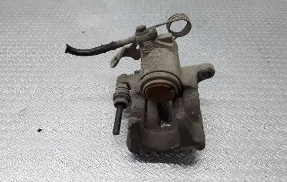 Skoda Superb B5 (3U) Rear brake caliper