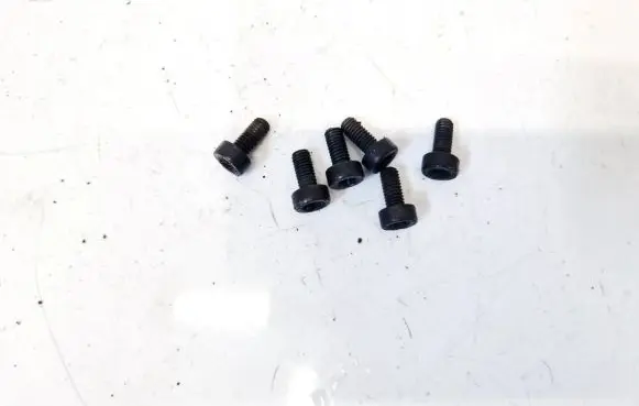 Opel Corsa D Nuts/bolts 