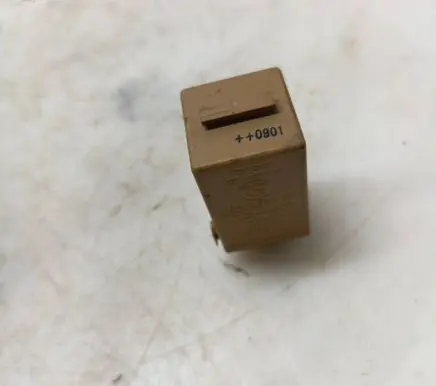 BMW 5 E39 Window wiper relay 61368384505 V23141B3001X15
