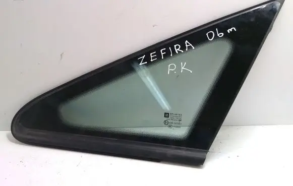 Opel Zafira B Front triangle window/glass 13123920