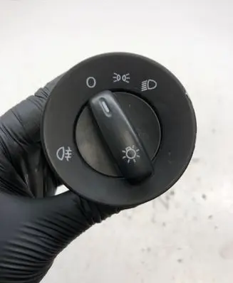 Skoda Octavia Mk2 (1Z) Light switch 1Z0941431B