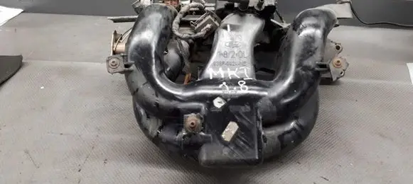 Ford Mondeo MK II Intake manifold 938F-9424-NE