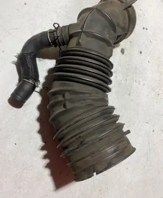 Toyota Avensis T250 Air intake hose/pipe 17880-0R010