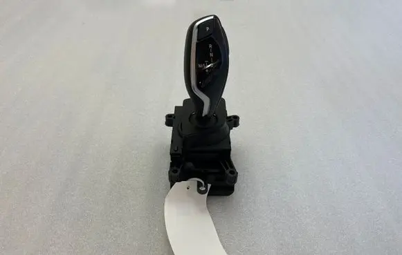 BMW 7 G11 G12 Gear shifter/selector 6825822