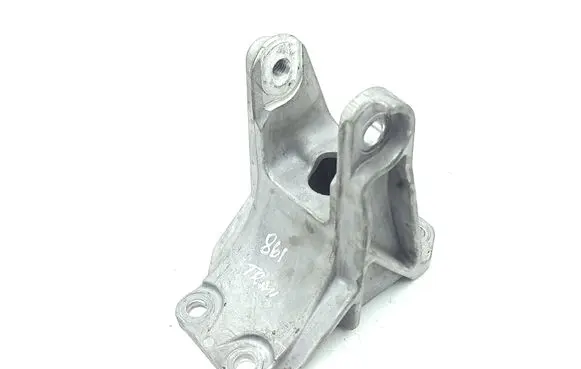 Gearbox mounting bracket