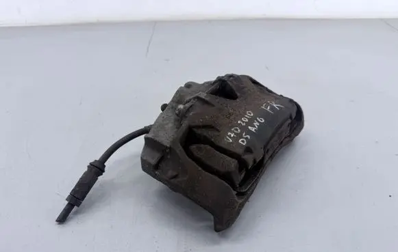 Volvo V70 Front brake caliper AIS17M0