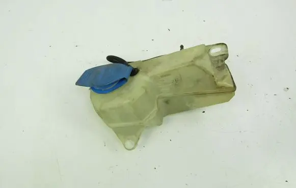 Audi A4 S4 B7 8E 8H Windshield washer fluid reservoir/tank 8E0955451AP