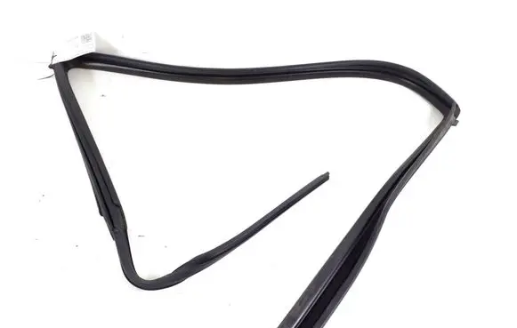 Toyota Hilux (AN10, AN20, AN30) Other front door trim element 68141-0K010