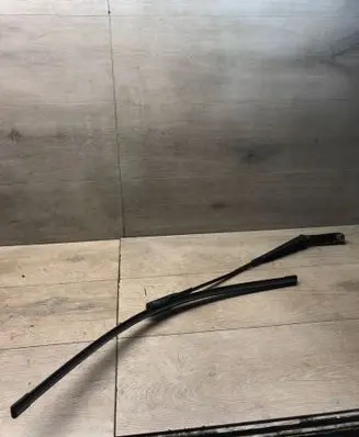 Audi A6 C7 Front wiper blade arm 4G1955407C