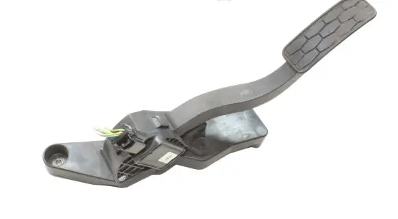 Jaguar XE Accelerator throttle pedal GX739F836DA