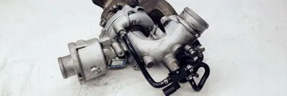 Audi A5 8T 8F Turbo 06H145701L