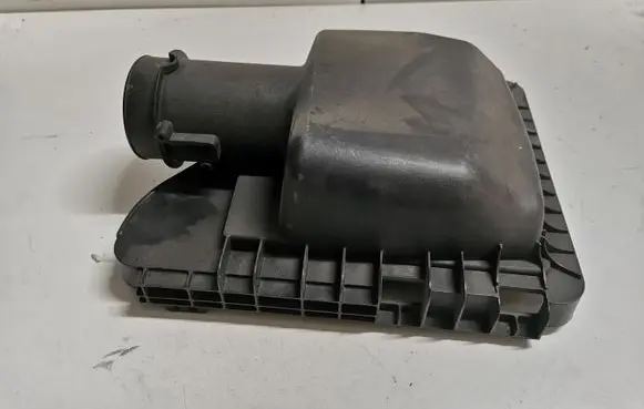 Ford Mustang V Air filter box cover BR339643AA