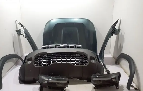 Dacia Duster Front piece kit 