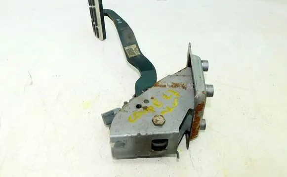 Hyundai Coupe Brake pedal 188707