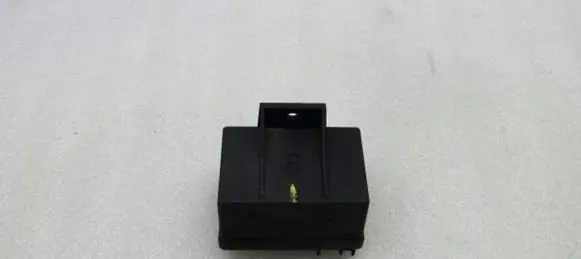 Jaguar S-Type Glow plug pre-heat relay 0281003018 C2S24037