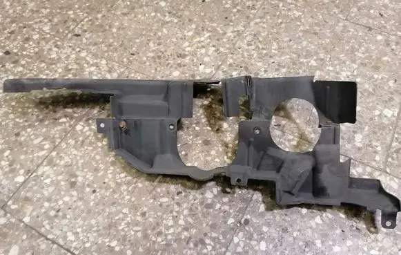 BMW X5 E70 Other engine bay part 51757160239 51757160231